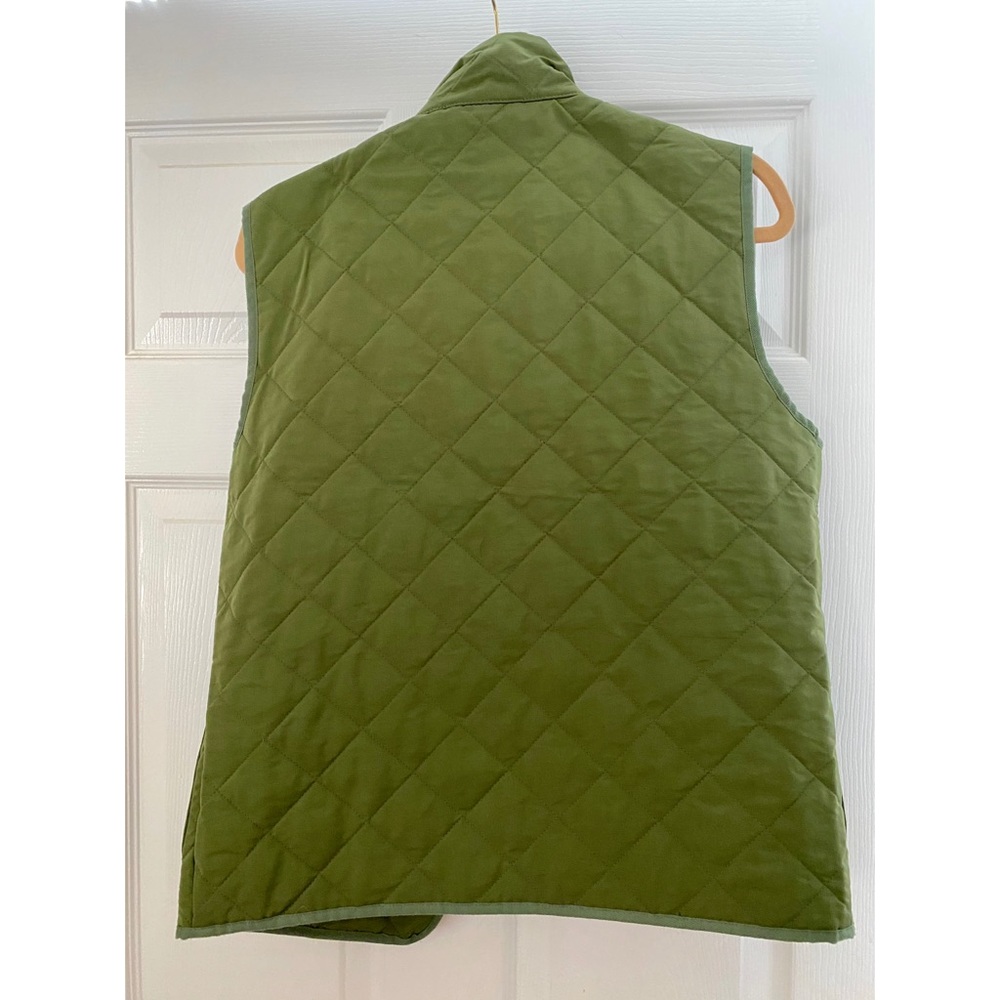NWOT Vineyard Vines Vest - Picture 2 of 4